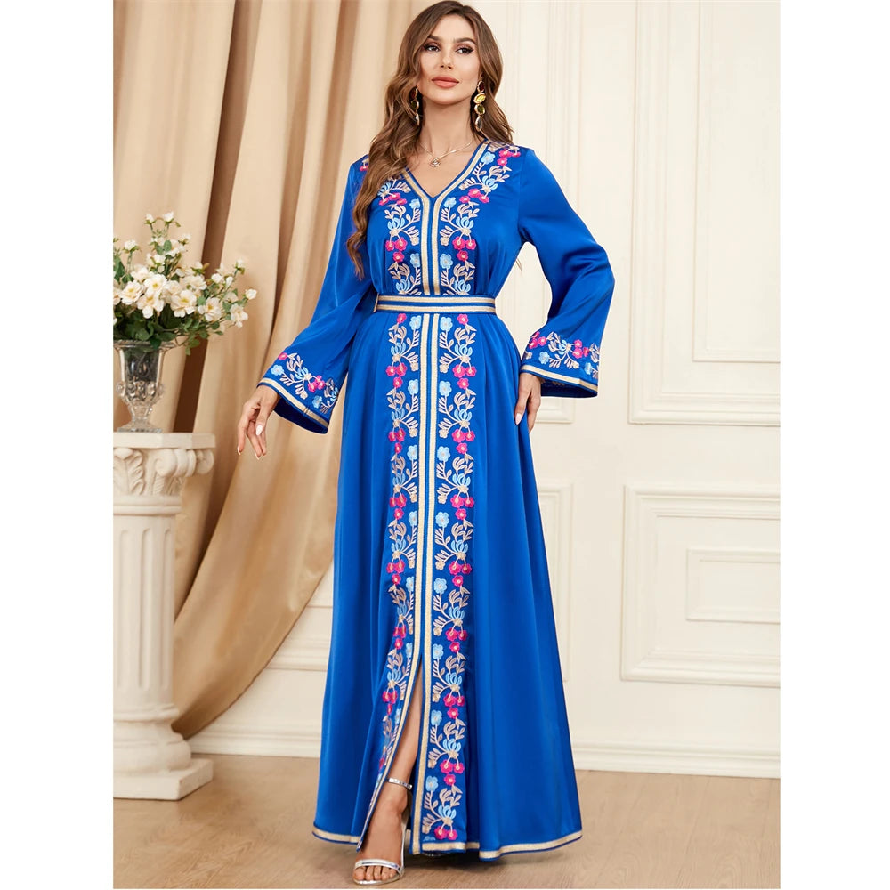 Dubai 2024 Fall-Winter Embroidered Robe