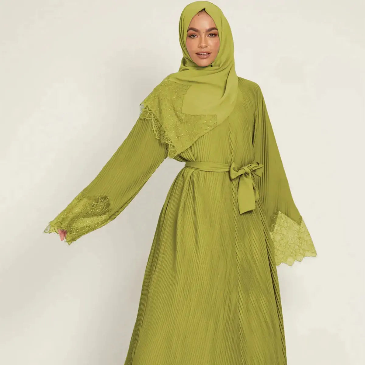 Two-Piece Luxurious Pleated Abaya Set 